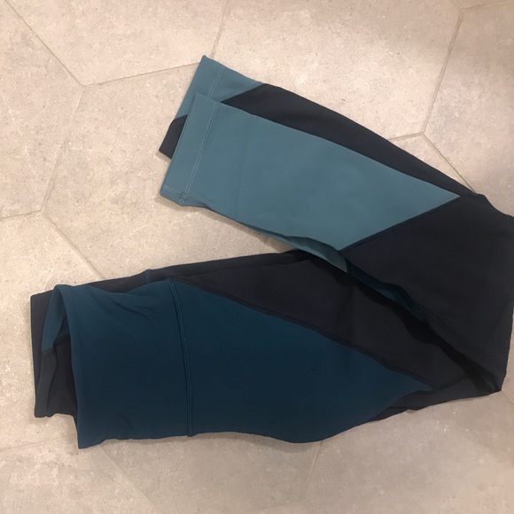 lululemon colorblock leggings - Picture 4 of 4